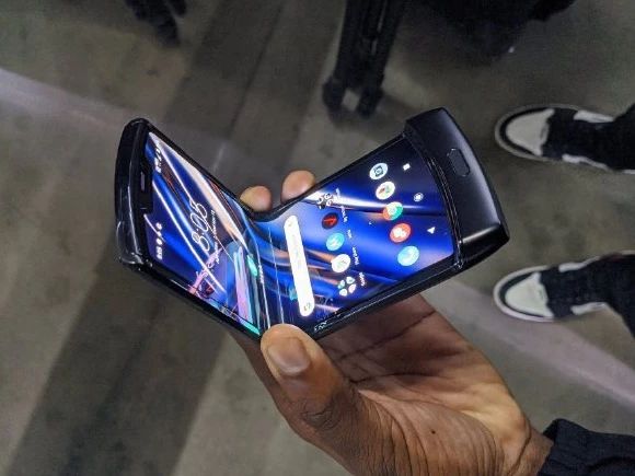 三星5g折叠屏手机w22多少钱,5g折叠屏新机三星w20浙江17999元