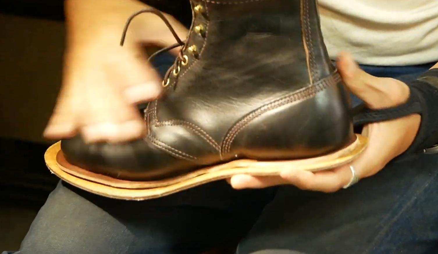 “靴皇”之一？要价10000的JulianBoots马臀皮工装靴开箱