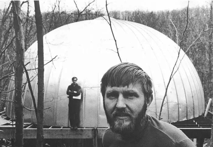 玩游戏而现实发生改变的电影,一部玩游戏才可以活下去的电影