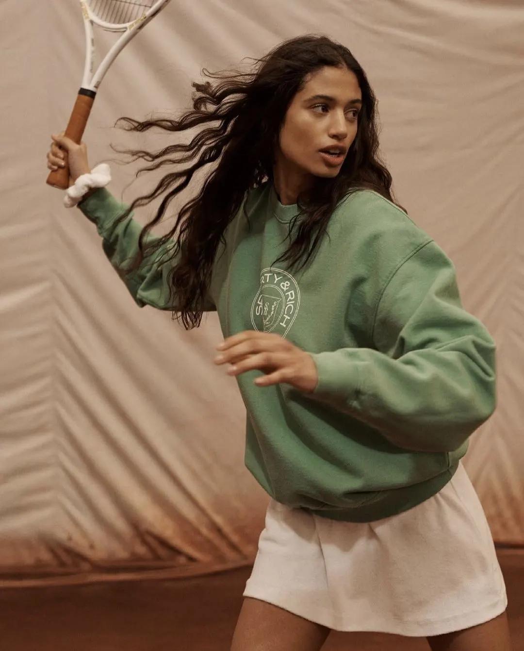 瑜伽服后面的球,瑜伽服后面蝴蝶结