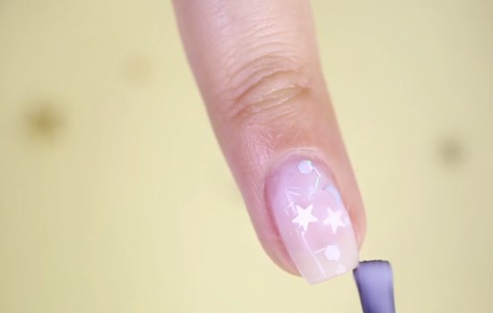 晕染美甲教程视频,晕染美甲教程最新