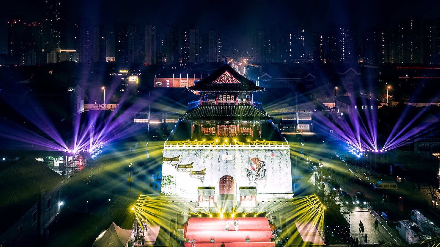 天津市里的夜景,天津壮观的夜景