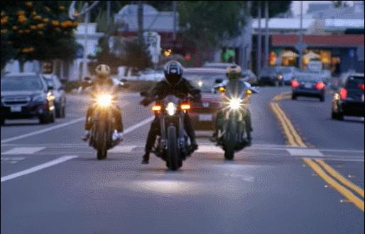 哈雷火爆全网,最近很火的哈雷摩托车视频