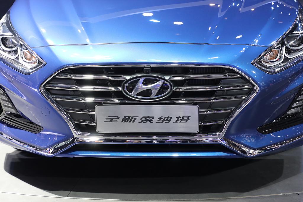 索纳塔九混动智联版测评,索纳塔9插电式混合动力评测