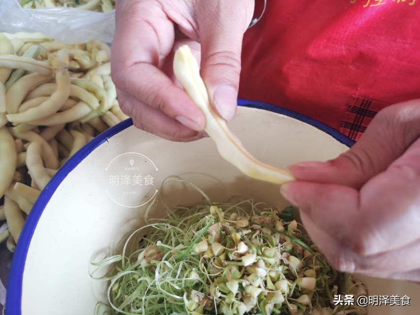 豆角冷冻什么方法好吃,生豆角冻了以后怎么做