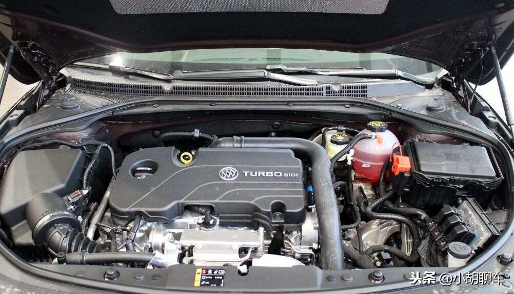 别克君越大气,别克君越2021款652t豪华型内饰