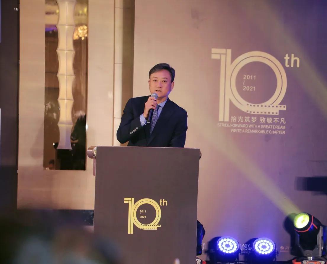 拾光逐梦,拾光筑梦巨幕观影酒店