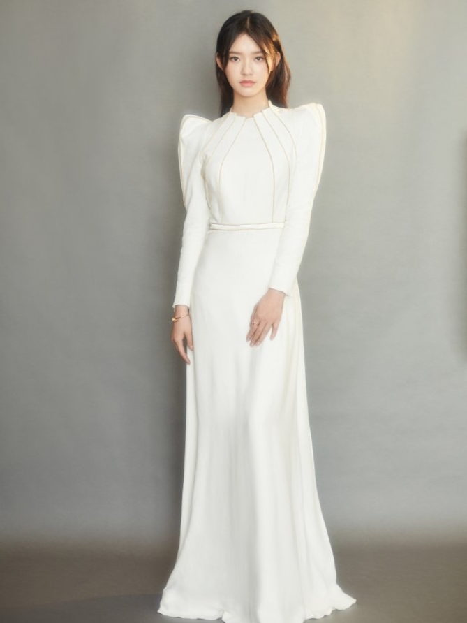 林允高定,林允杨幂穿高定