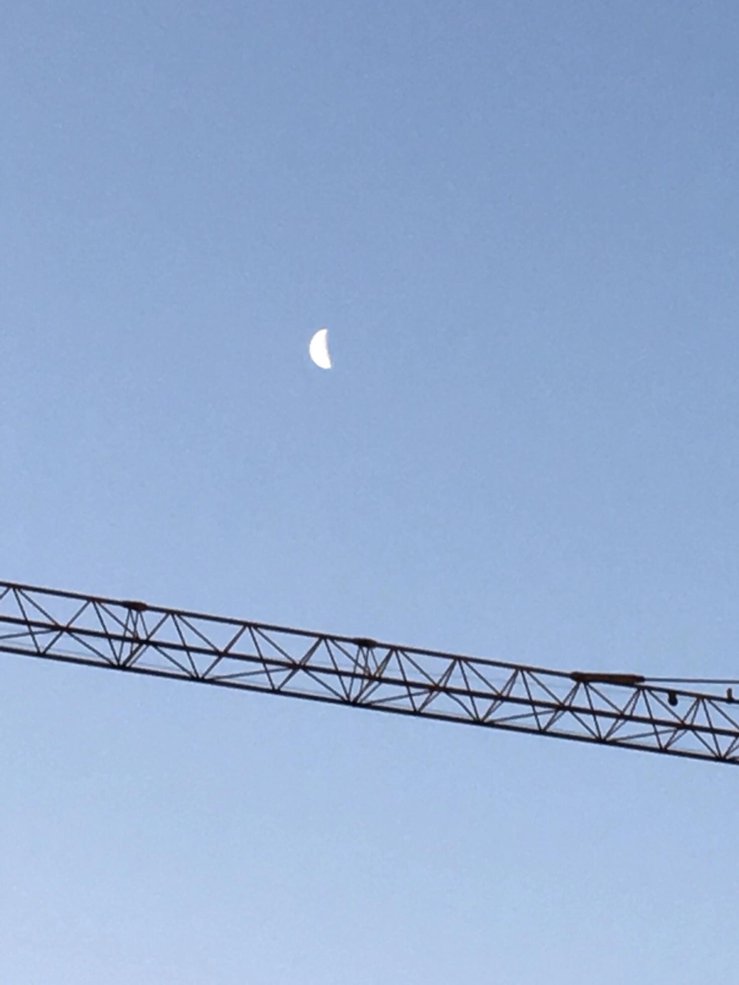 月亮像香蕉吗,月亮像香蕉