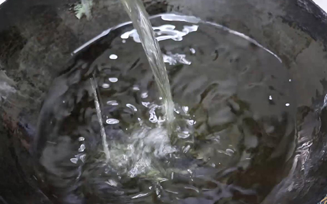 油炸馒头片又香又脆的做法,炸馒头片怎么做松软又好吃