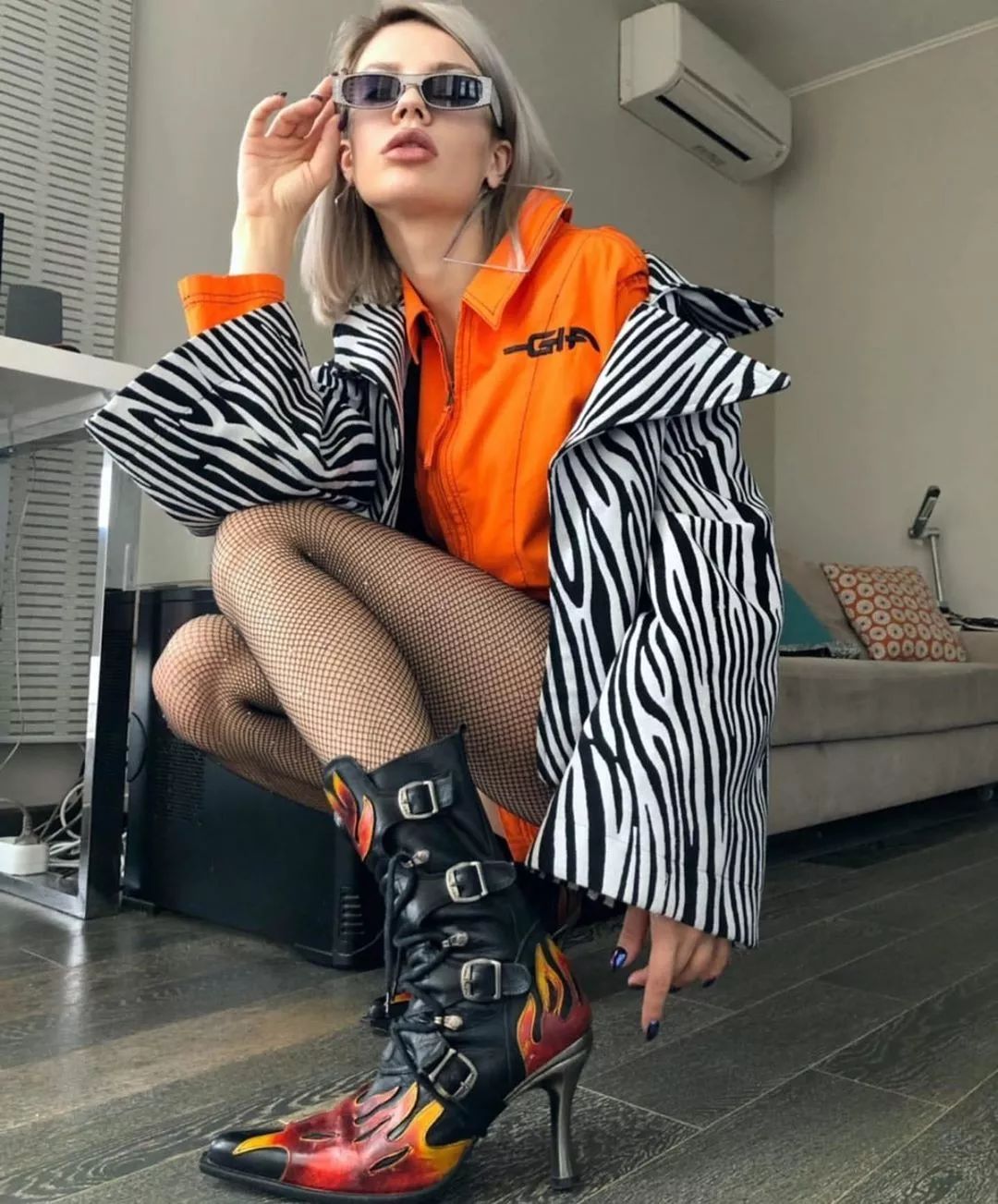 bella风格裤子,bella穿搭运动裤