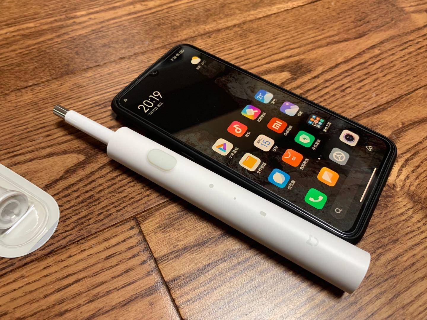 真我电动牙刷n1和小米t100,便宜点电动牙刷值得买吗