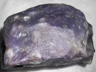 戈壁和田玉碧玉市价,新疆和田玉白玉的分布地域