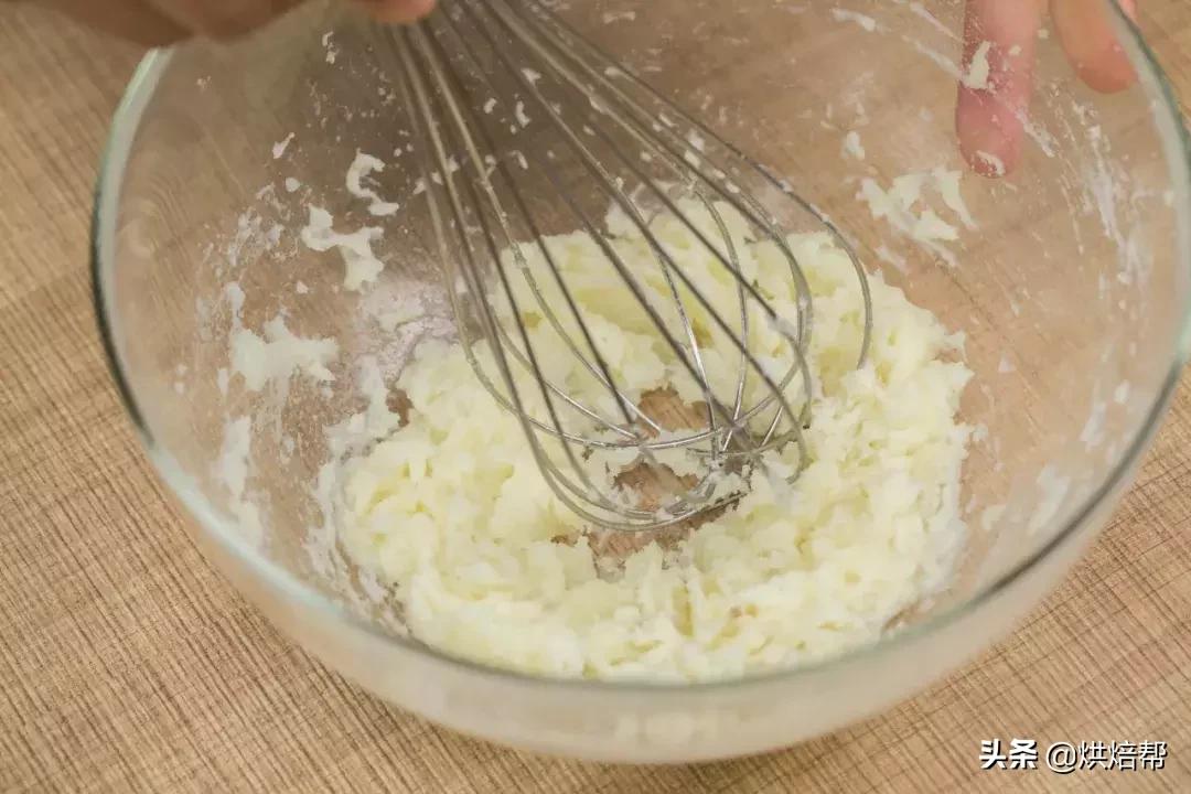 最基础的黄油曲奇简单又好吃,非常香酥的一款曲奇饼干超好吃