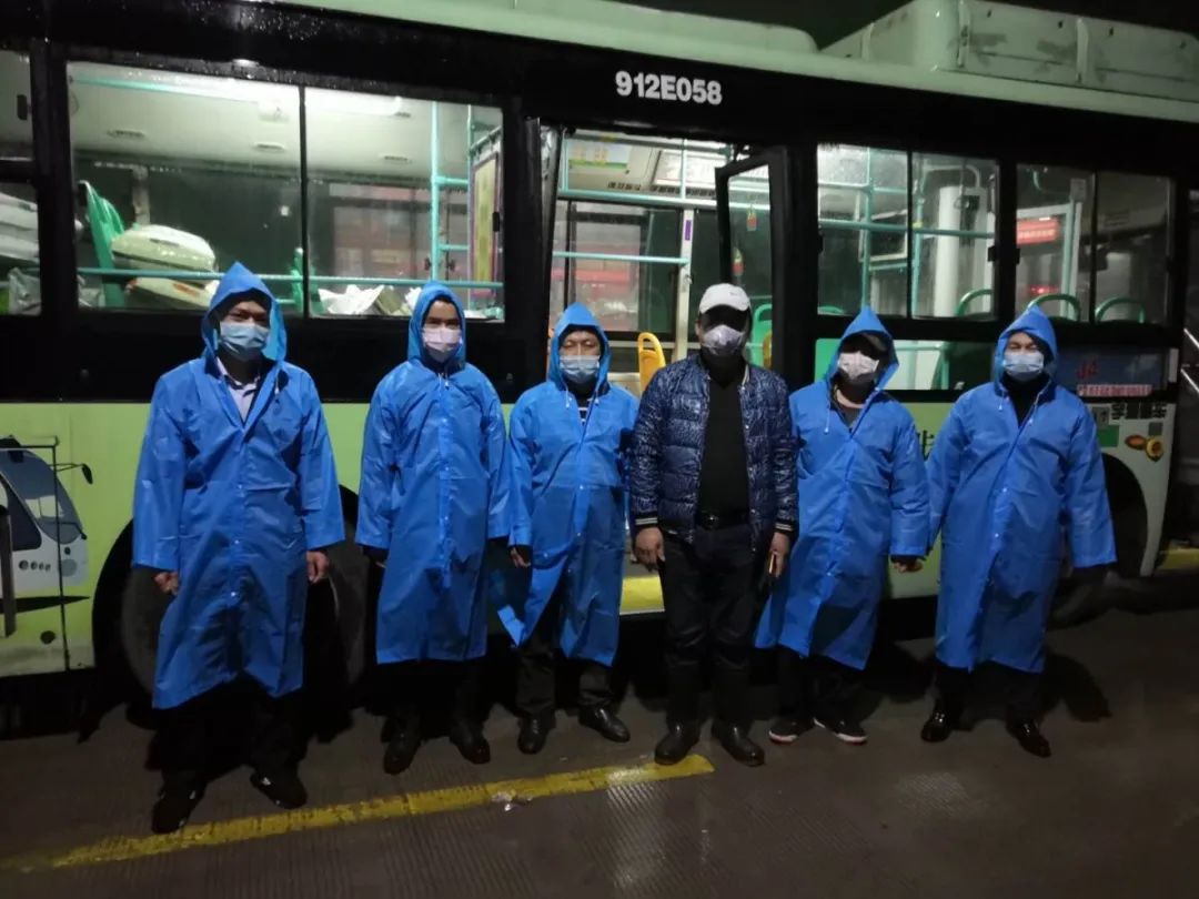 武汉蔬菜便民快车来了!美菜联手公交集团为市民保供