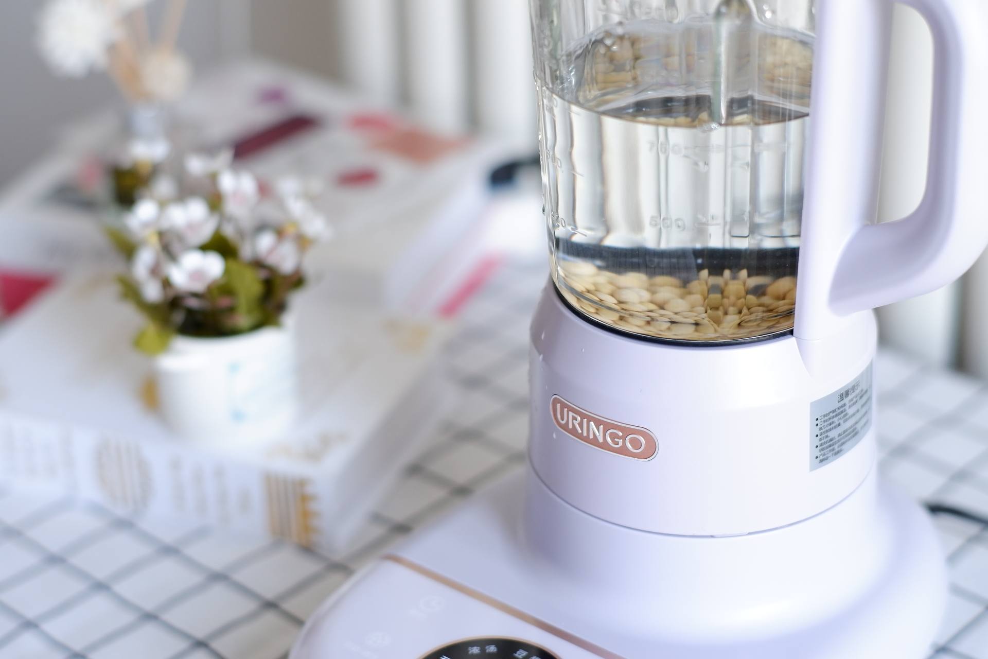 小破壁机是大宇好还是七彩叮当好,七彩叮当破壁机多少钱一台