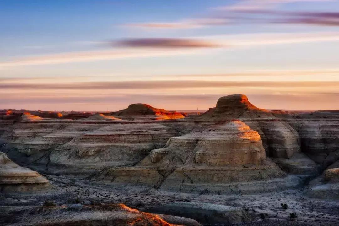 新疆的北疆和南疆哪个更美,北疆新疆之美