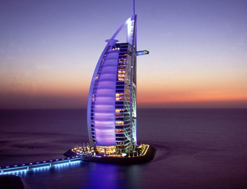 卡塔尔和巴林历史关系,卡塔尔和巴林为什么人口少