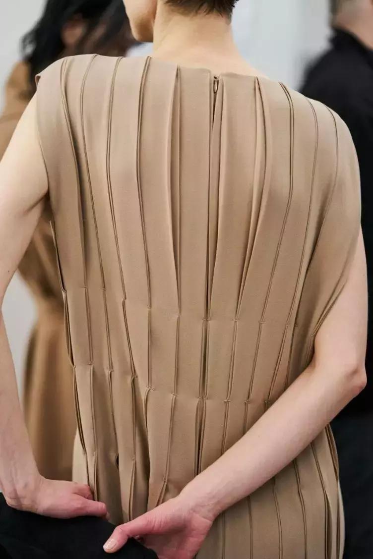 上万的裙子值不值,几百元连衣裙推荐