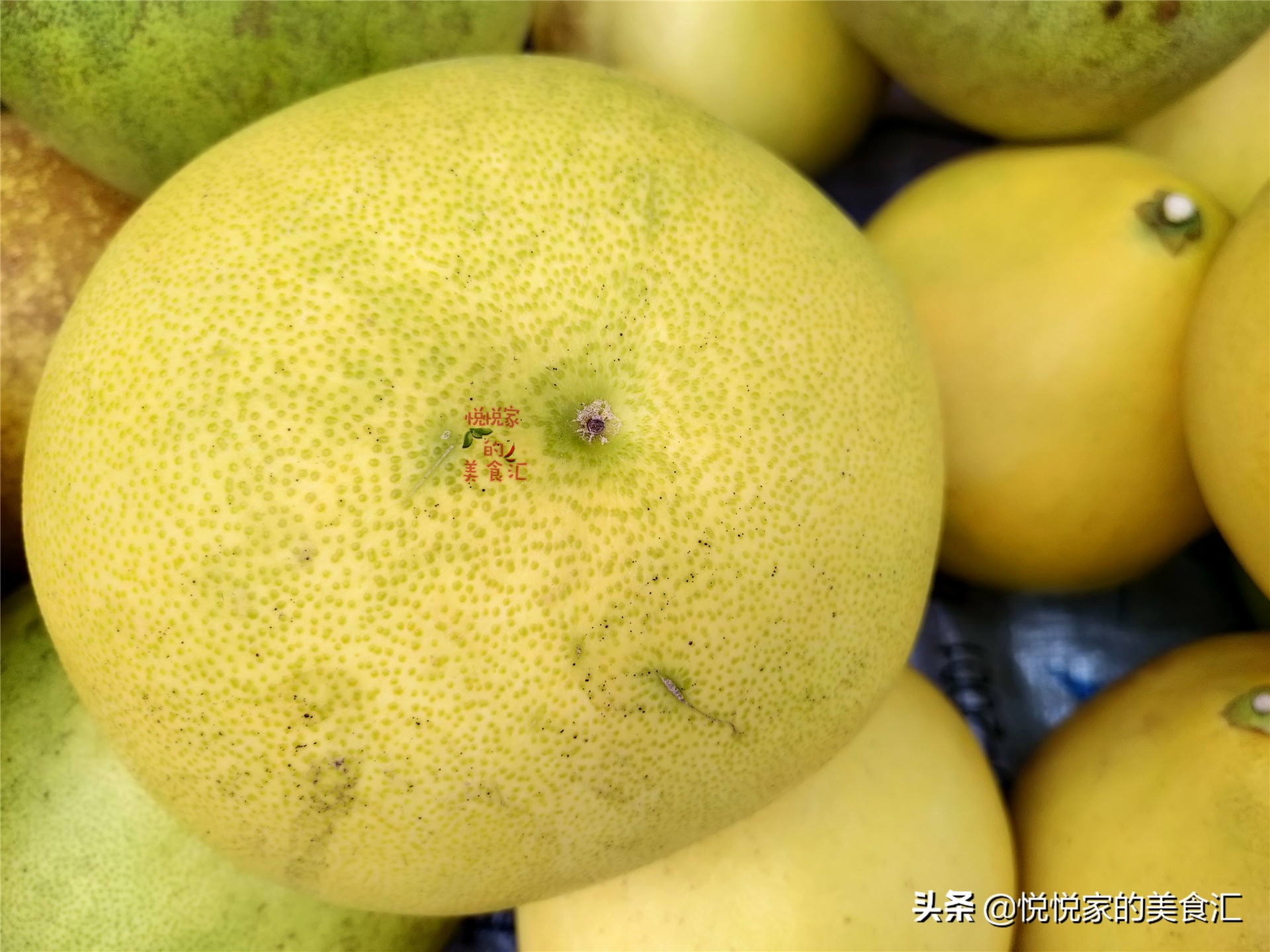 怎样挑柚子才好吃,柚子怎么挑选好吃又多汁