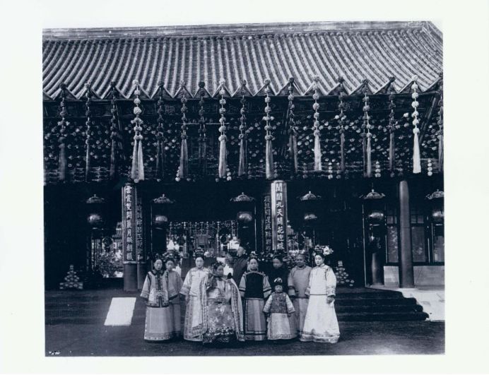 有图有真相，中国有史以来最早玩cosplay的人竟是慈禧！