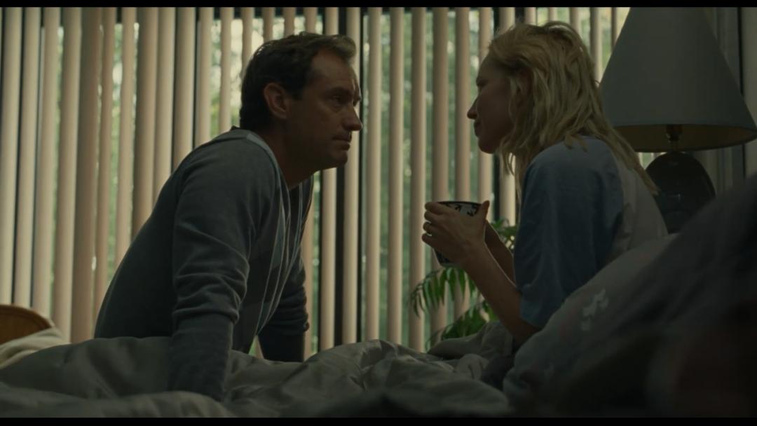 凡尔赛学经典反例，这部电影讲述了虚假繁荣的极端