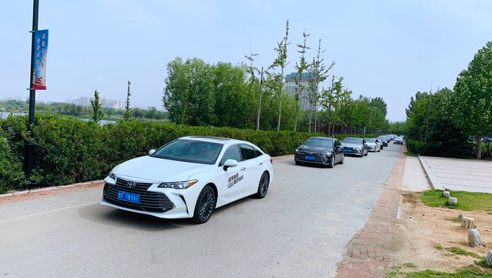 2.0亚洲龙动力试驾,亚洲龙2.0l发动机怎么样