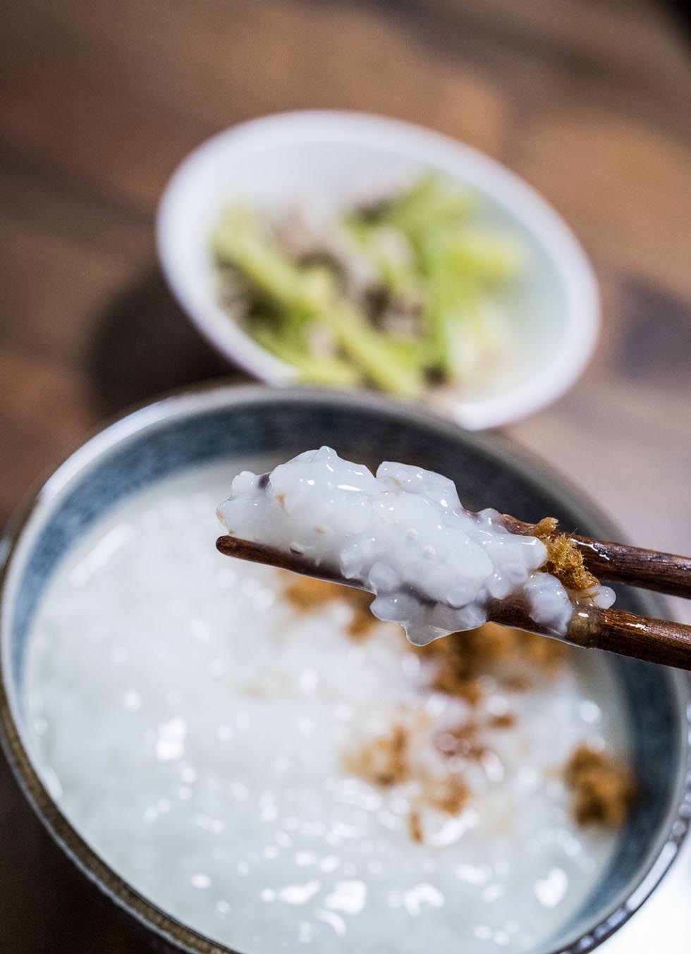 电饭煲煮出米饭测评,日本电饭煲使用方法熬粥