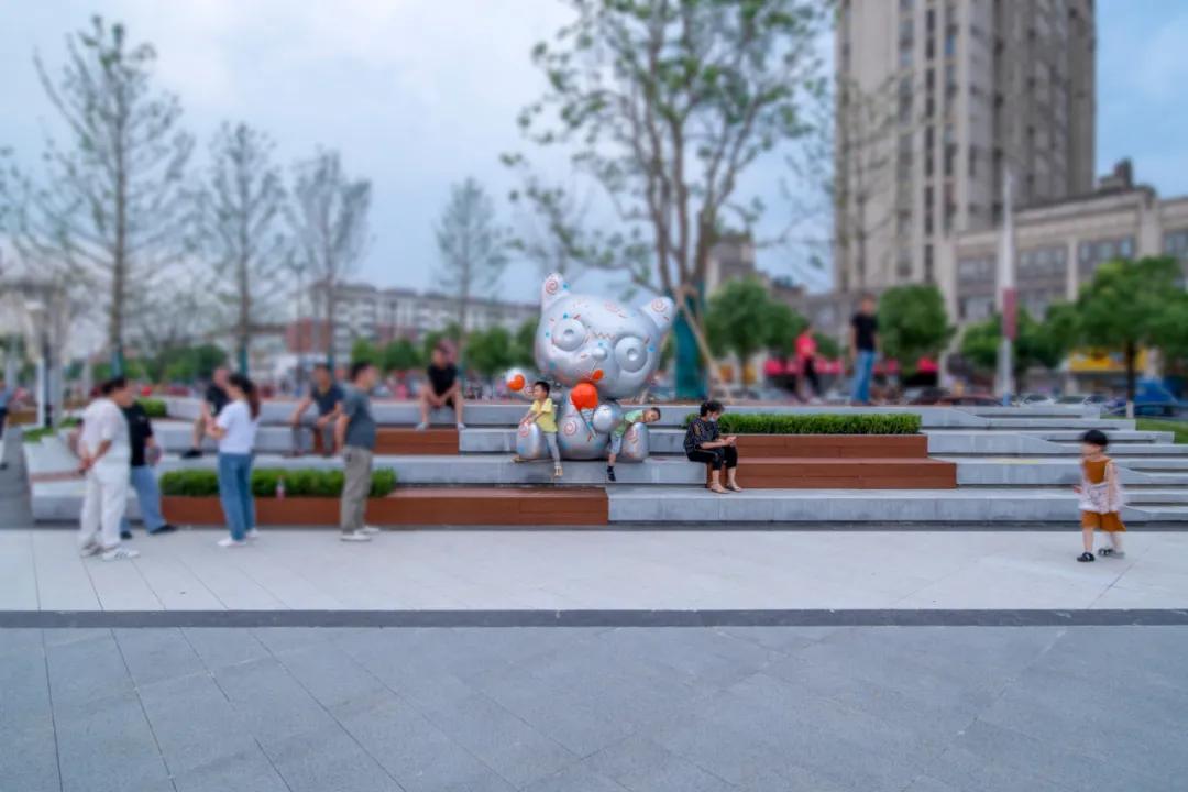 绗涗笢鑷诲搧,绗涗笢鑷诲搧浜戞箹鍗侀噷