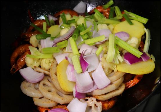 大虾不用水煮教你新吃法,大虾不用煮怎么吃