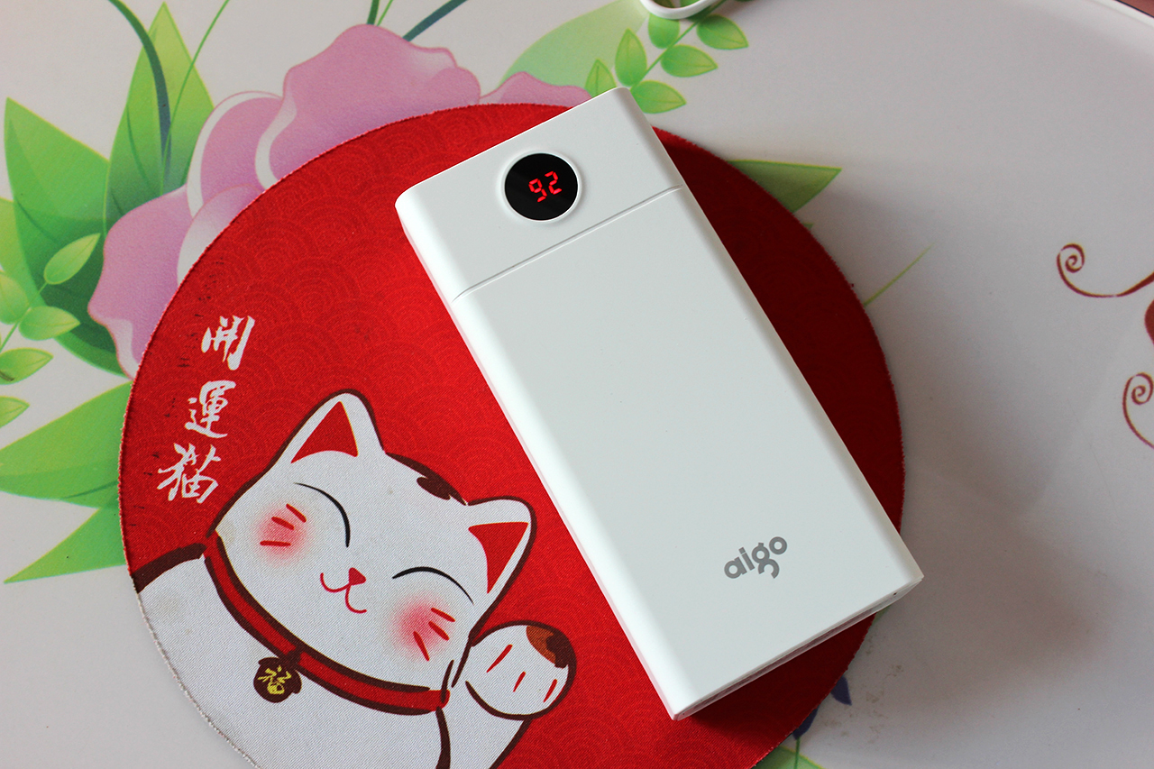 爱国者移动电源w300说明书,爱国者w300pd和e30000pd区别