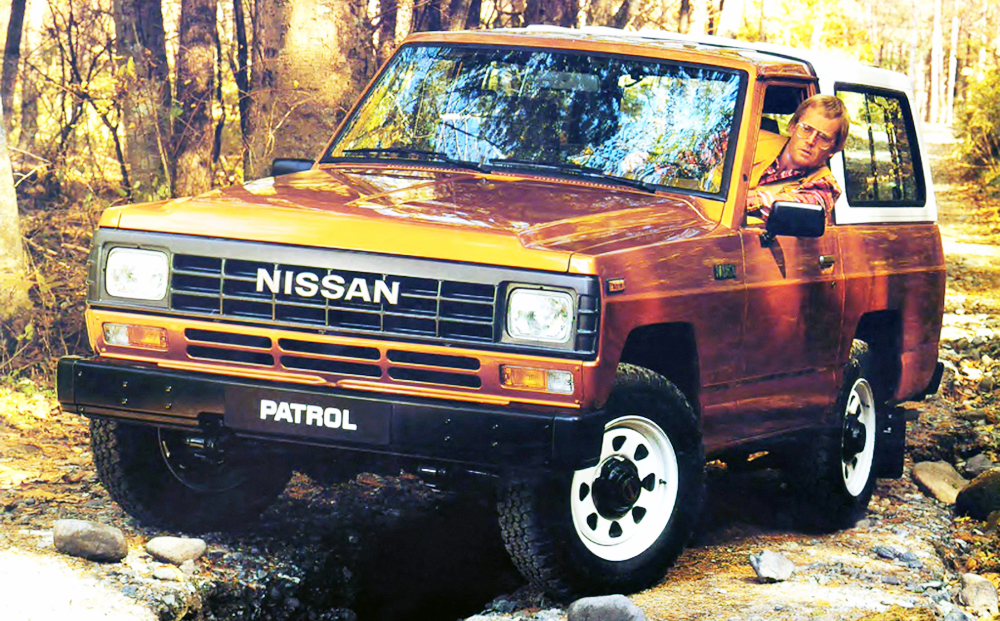 日产途乐vs丰田陆巡越野视频,日产途乐和丰田陆巡哪一款车更大