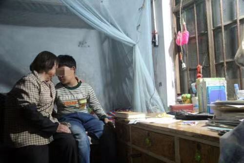 楂樹腑鐢熻緧瀛︾収椤剧埜濡堝拰鍝ュ摜,14宀佽緧瀛︽墦宸ュ吇娲诲紵寮熶笂澶у