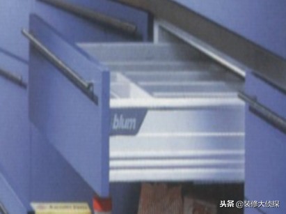 怎么挑选2万元以内的橱柜?过来人实力解说板料+品牌,实用入骨!