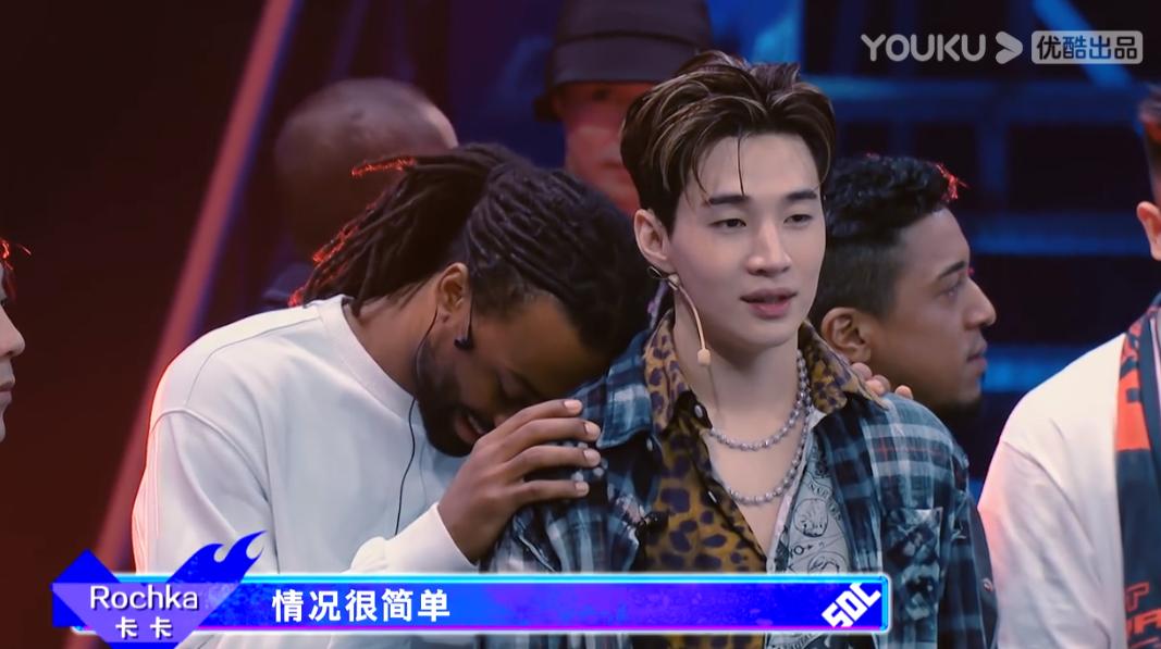 这就是街舞4韩宇刘宪华一起跳舞,这就是街舞4刘宪华发现钢琴弹错