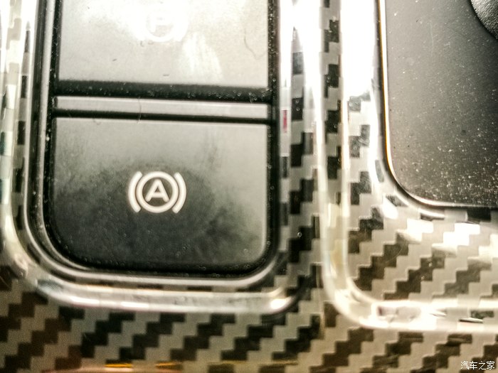 开上大红唐，参加西安车友会会长聚会纪实