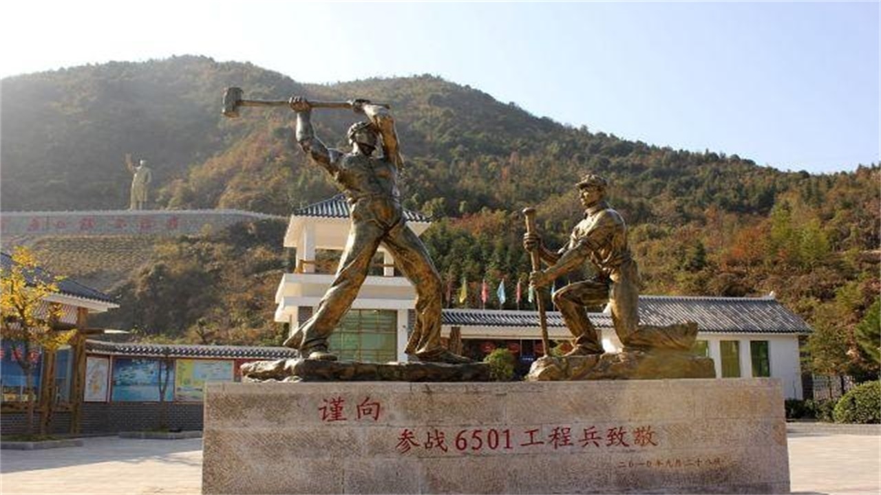 中国第二大沙漠遍地是宝,哪里的沙漠沙子最值钱