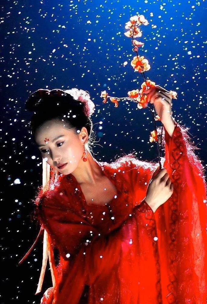 影视剧里公认的8大白月光,影视剧中白月光女演员排行