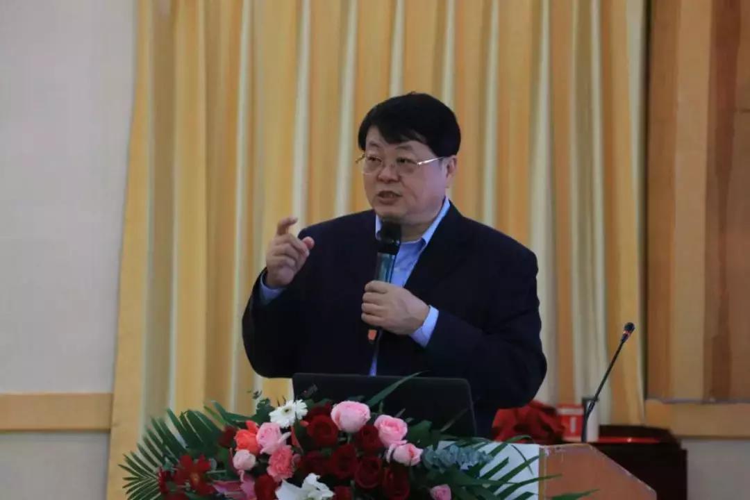 再谈妇科热点重申诊治规范——热烈祝贺2018年西安市第一届宫颈病变及阴道镜规范培训班”胜利闭幕