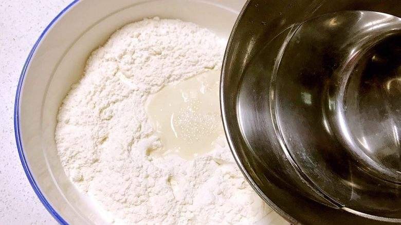 红糖麻酱发面千层饼,低筋面粉做红糖酥饼