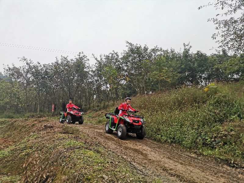 骑摩托去西藏感受沿途的风景,骑摩托去西藏感受沿途的风景视频