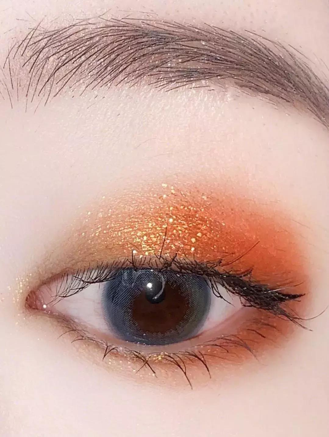 眼影怎么画新手教程,单眼皮怎样画眼影好看