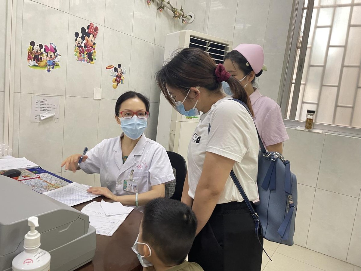 小孩长得非常矮小不要管好不好,孩子身材矮小怎么办5个方法