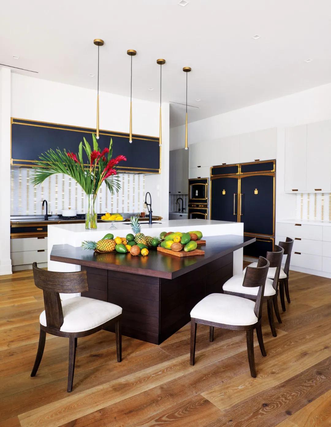 最能挣钱的网球女王们都住在什么样的大House？