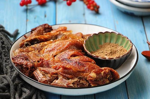 这样的土鸭肉吃着才过瘾,鸭肉香喷喷的