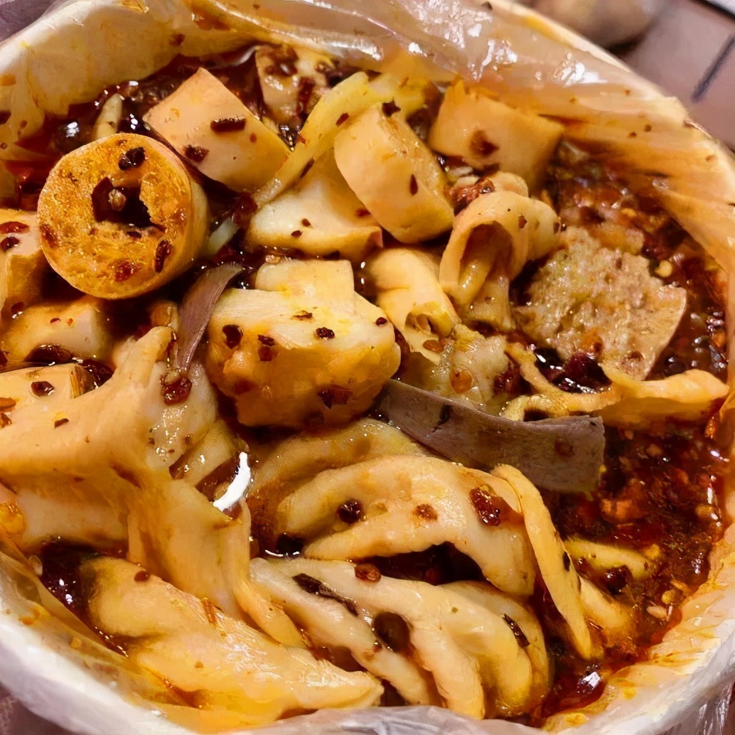 沈阳人有多爱吃鸡架,沈阳人为什么喜欢吃鸡架