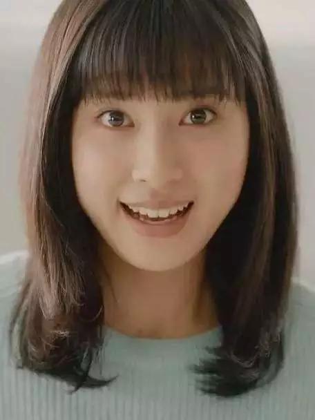 大龄圆脸适合什么样的女明星,明星圆脸怎么修饰脸型好看