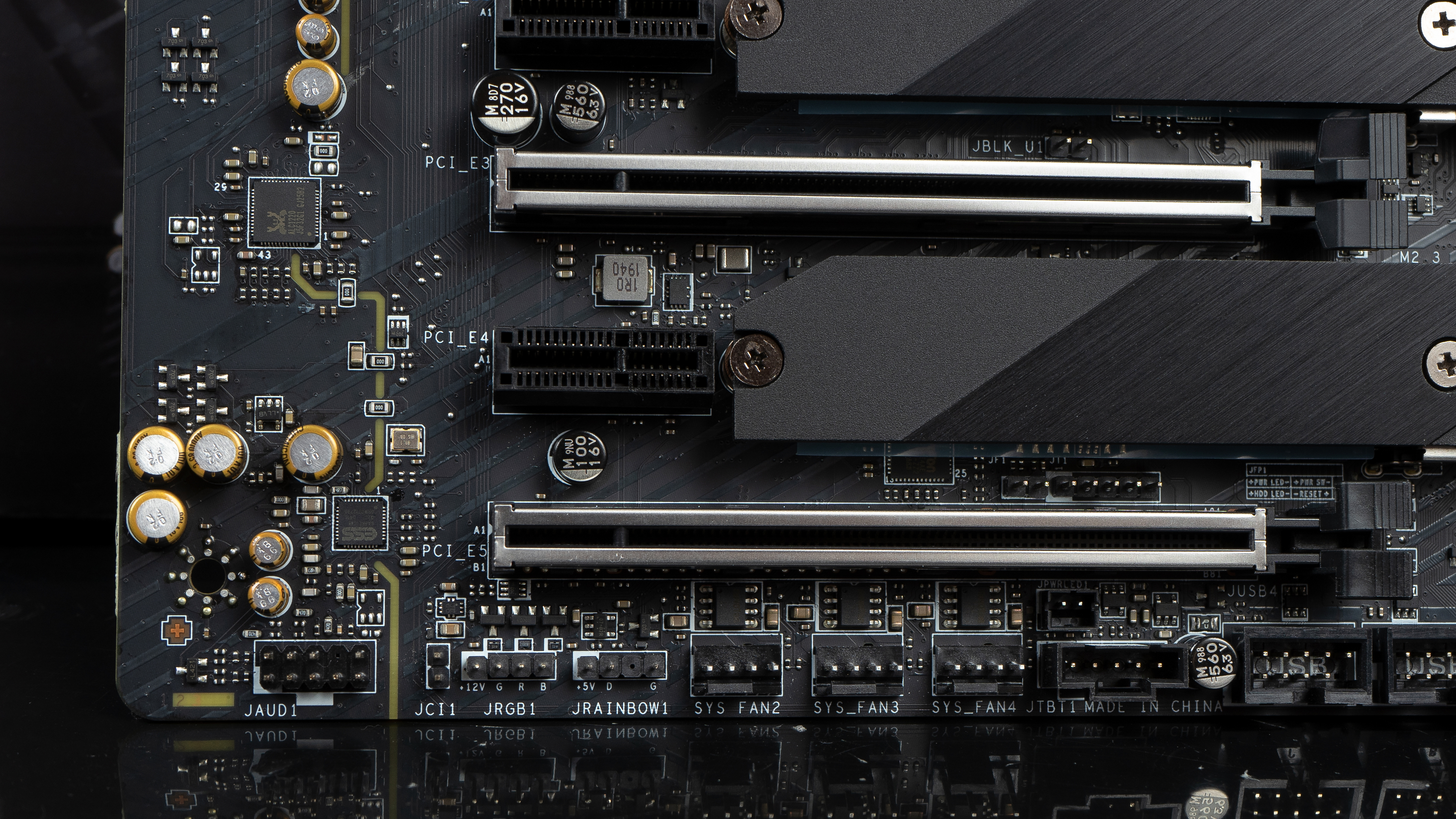 i9-10900k对比i710700k,i9-10900k有苹果处理器强吗