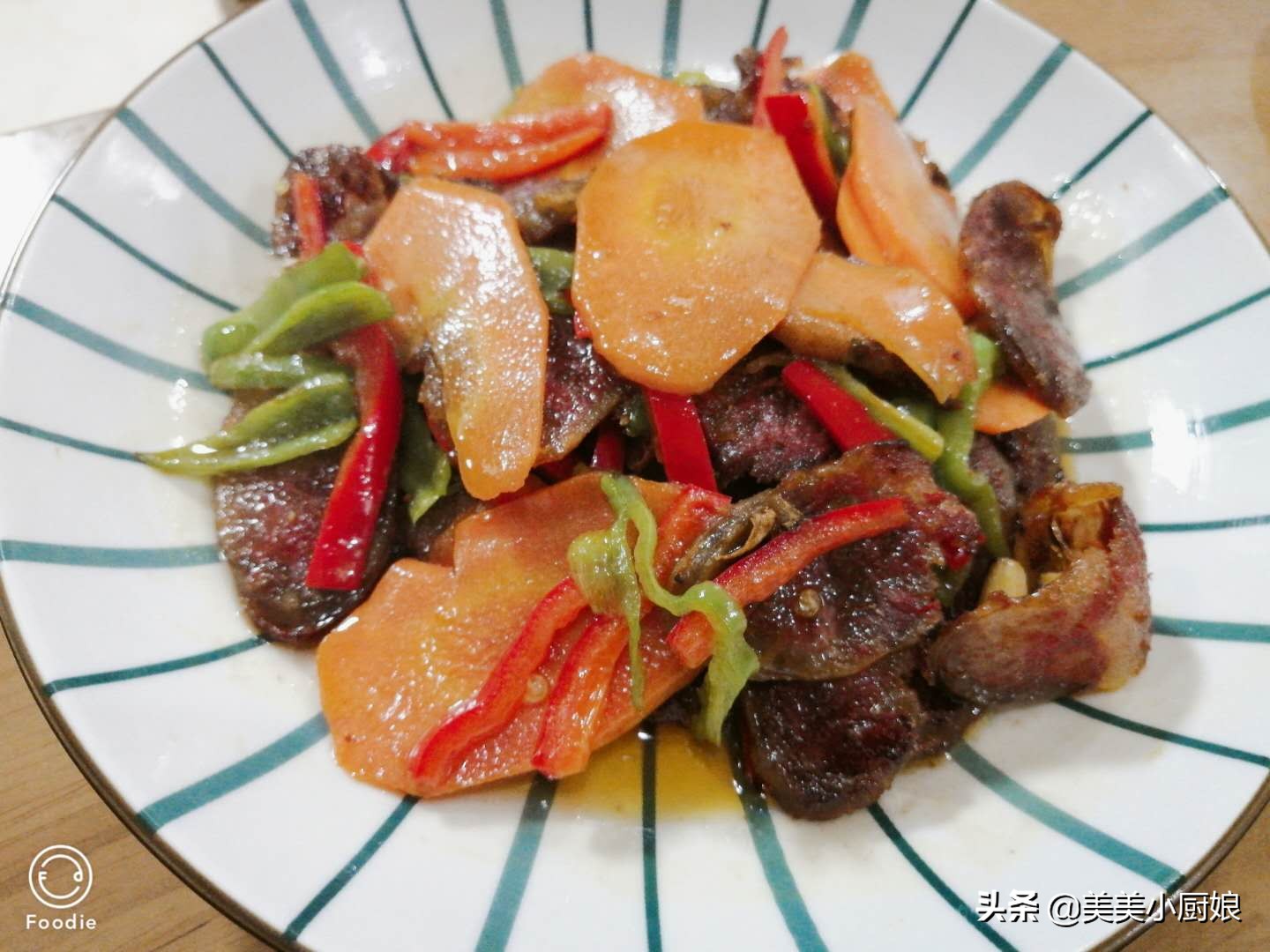 熏香肠的做法最正宗的做法,熏香肠各种做法