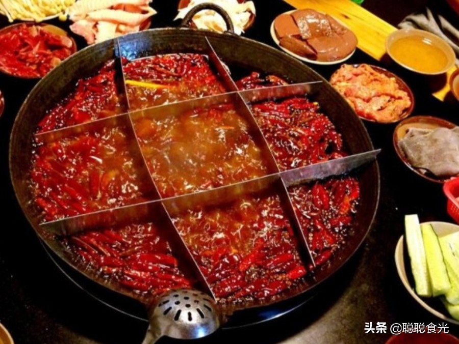 全国哪里的火锅好吃，经过评比，这8个地方比较有名，有你家乡吗